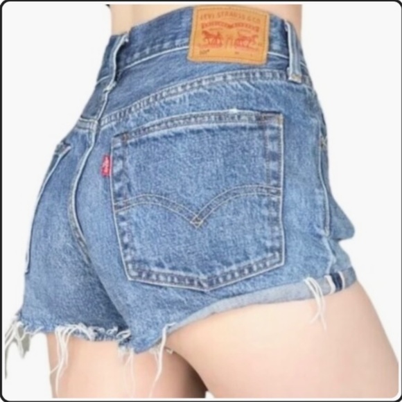 Levis 501 Original Blue Denim Shorts Size W29 W28 & 26 High-Rise Cut Off - Picture 1 of 16